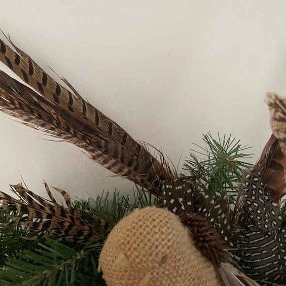 Rustic Wildlife Winter Wreath 17” by 19” Holiday Christmas - Picture 6 of 10